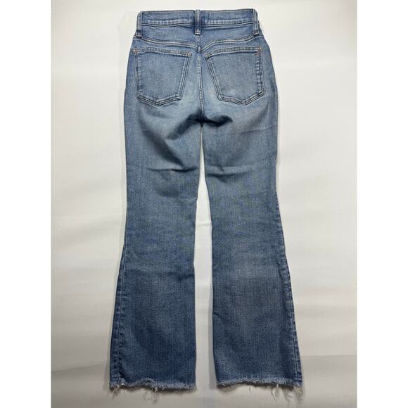 Madewell Women's Mid-Rise Raw Hem Kick Out Blue Denim Jeans - Size 23 (24x26) - Picture 2 of 7